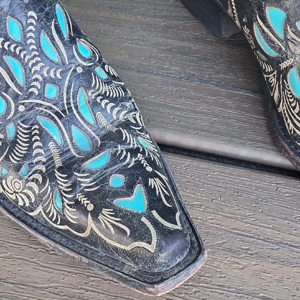 Shyanne Black and Blue Embroidered Western Boots - Picture 3 of 8
